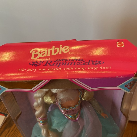 Barbie doll - Picture 5 of 5